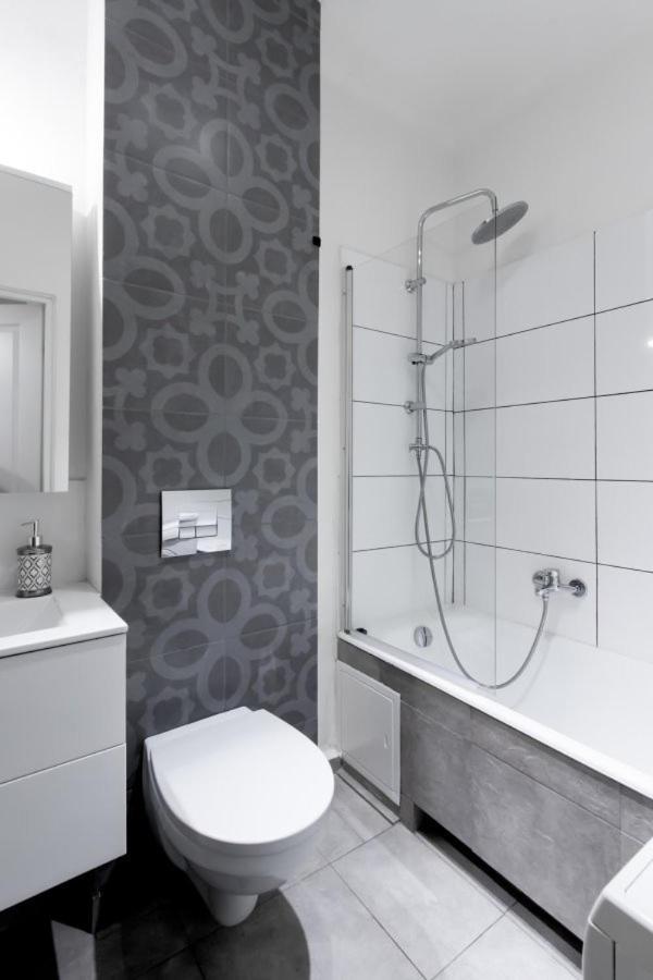 Clicktheflat Avenue Place Apart Rooms Varsó Kültér fotó